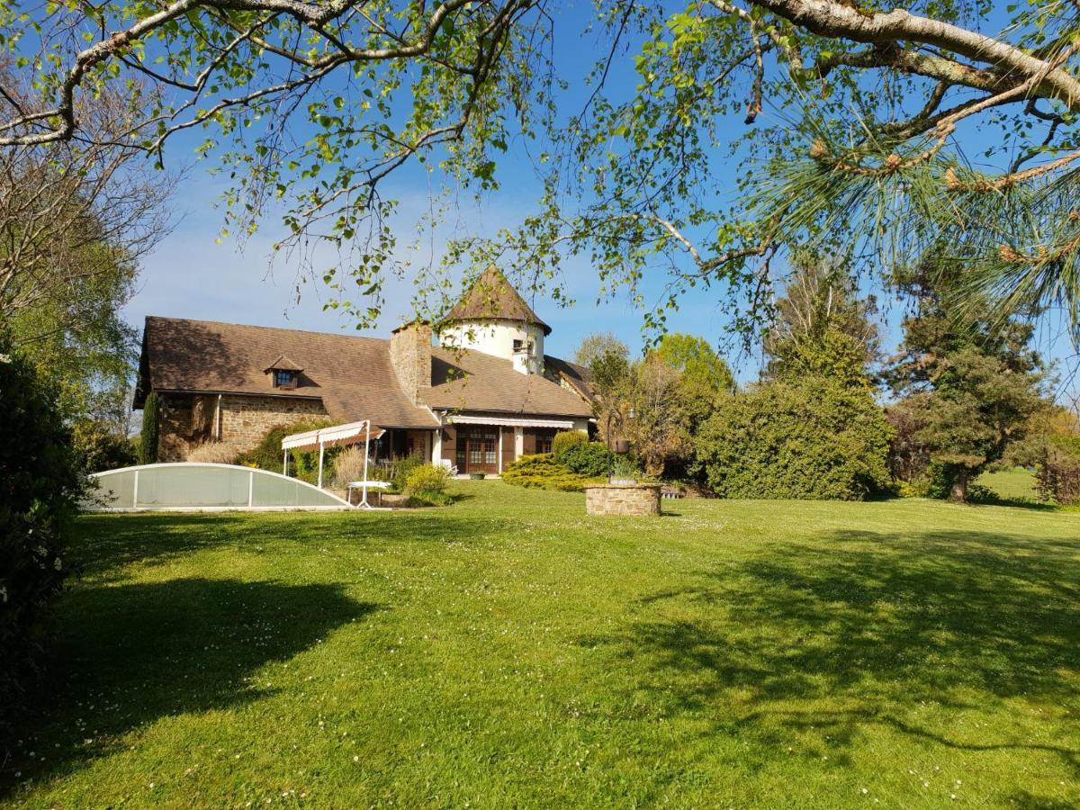 Le Fuchier Bed & Breakfast Saint-Martin-de-Fressengeas Exterior photo